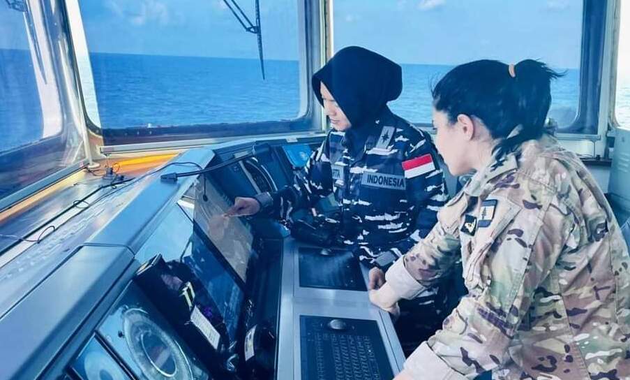 KRI Diponegoro-365 Jadi Wadah Pembelajaran dan Pelatihan Stage at Sea Bagi Perwira Wanita Lebanon