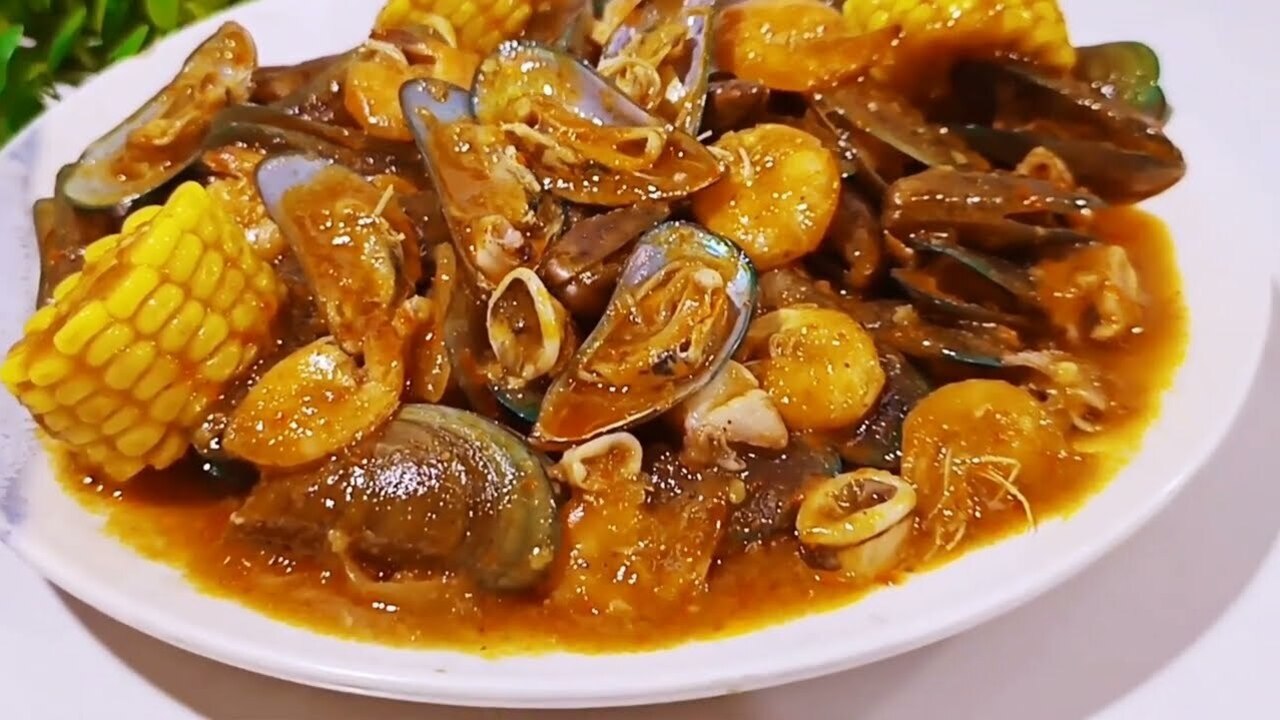 Sensasi Gurih dan Segar: Kerang Hijau Saus Tiram Jadi Primadona Kuliner Laut