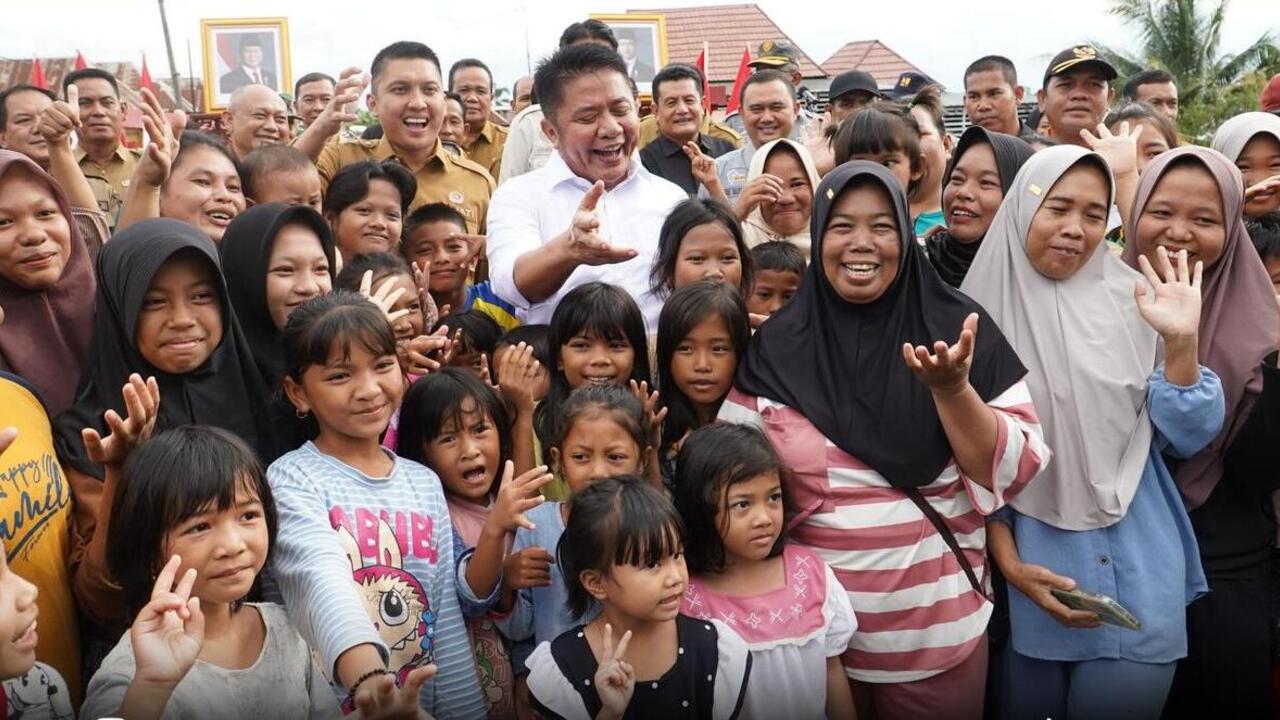 Penting! Herman Deru Minta Masyarakat Jaga Jalan & Jembatan yang Dibangun Pemerintah!