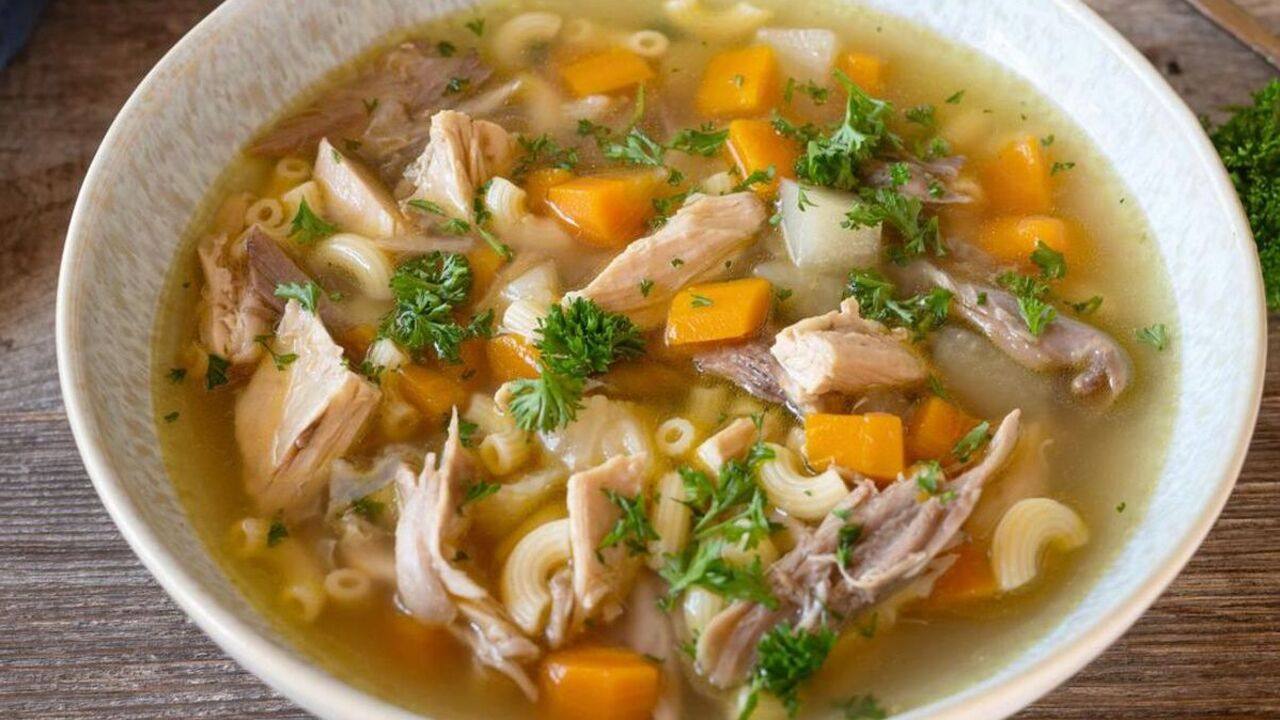 Sup Ayam : Hidangan Sehat yang Menyegarkan dan Bergizi