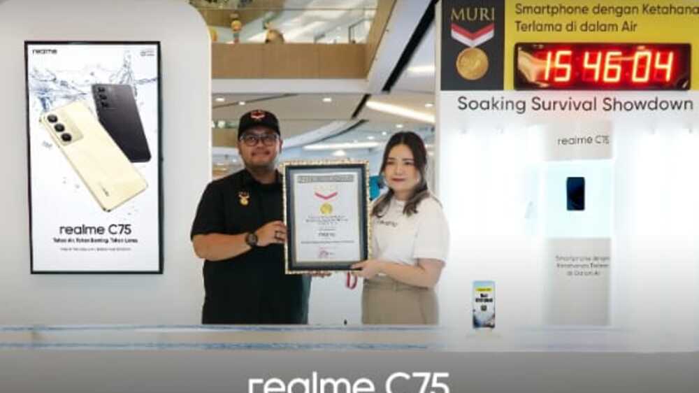 Realme C75 Pecahkan Rekor MURI: Smartphone Tangguh dengan Ketahanan Air Terlama di Segmennya