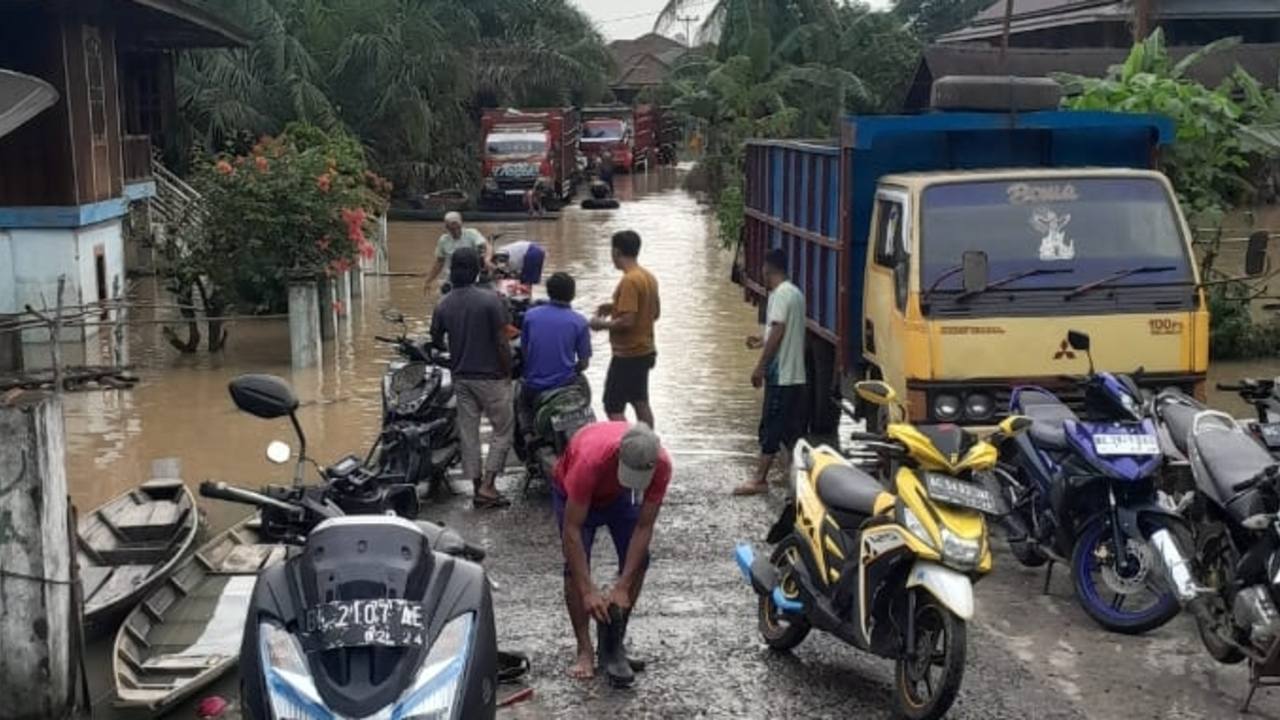 Debit Air Sungai Lematang Meluap, 4 Desa Terendam Banjir