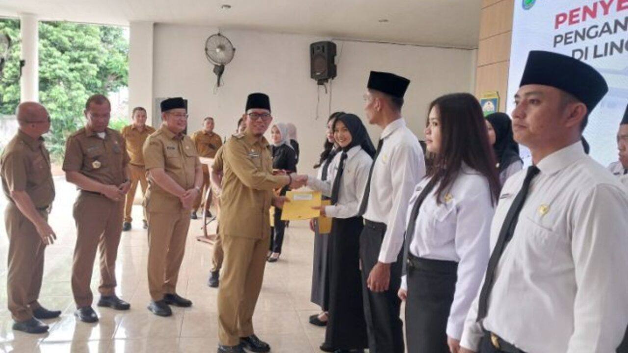 21 CPNS Terima Petikan SK, Wajib Mengabdi di OKU Selama 10 Tahun