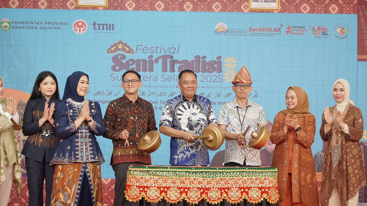Anjungan Sumsel di TMII Disulap Jadi Panggung Budaya Festival Seni Tradisi 2025