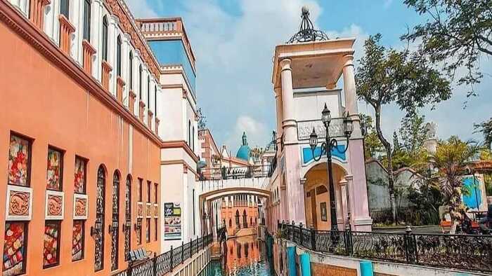 Little Venice, Destinasi Romantis Tersembunyi di Kota Bunga