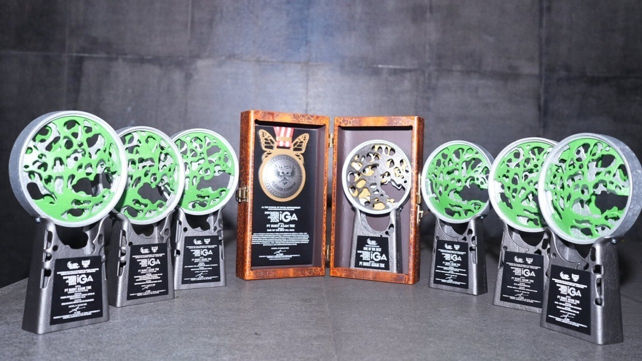 Tegaskan Komitmen Berkelanjutan, PTBA Borong Penghargaan Indonesia Green Awards 2026