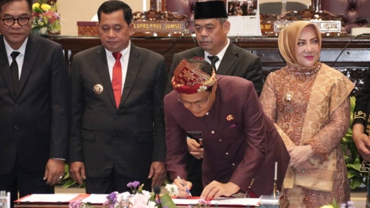 Bupati Muara Enim Teken Nota Kesepahaman Dukung Program MBG