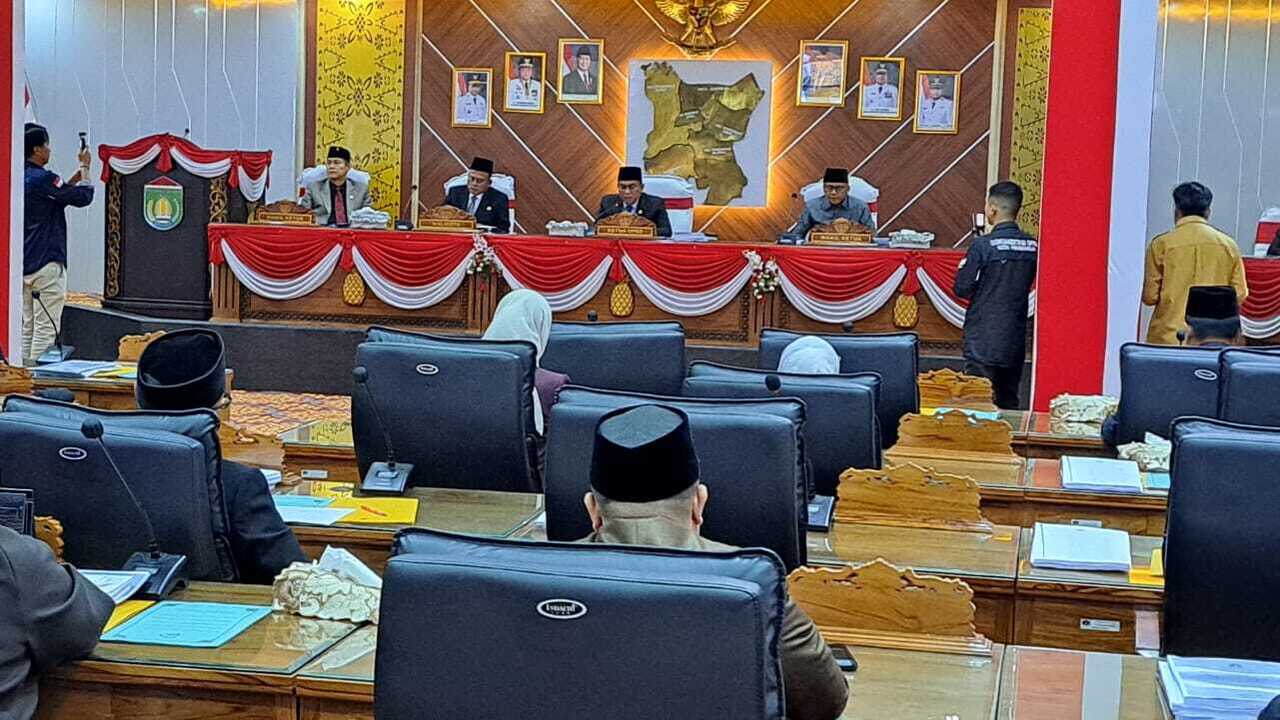 DPRD Kota Prabumulih Gelar Rapat Paripurna Penyampaian Nota Pengantar Wali Kota Terhadap Tiga Raperda
