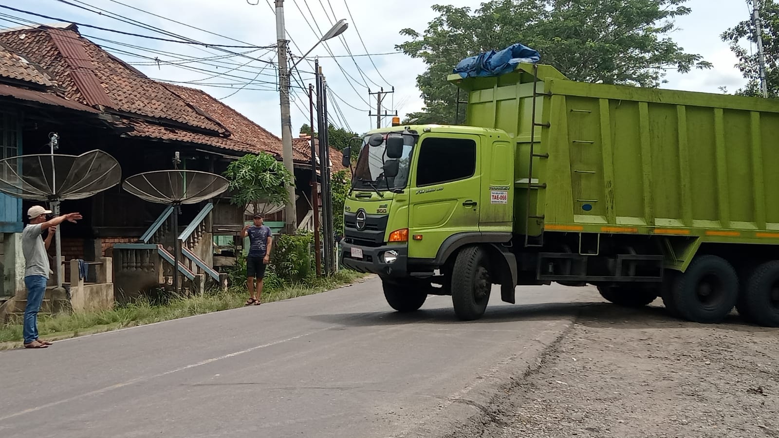 Meresahkan, Warga Paksa Putar Balik Angkutan Batubara