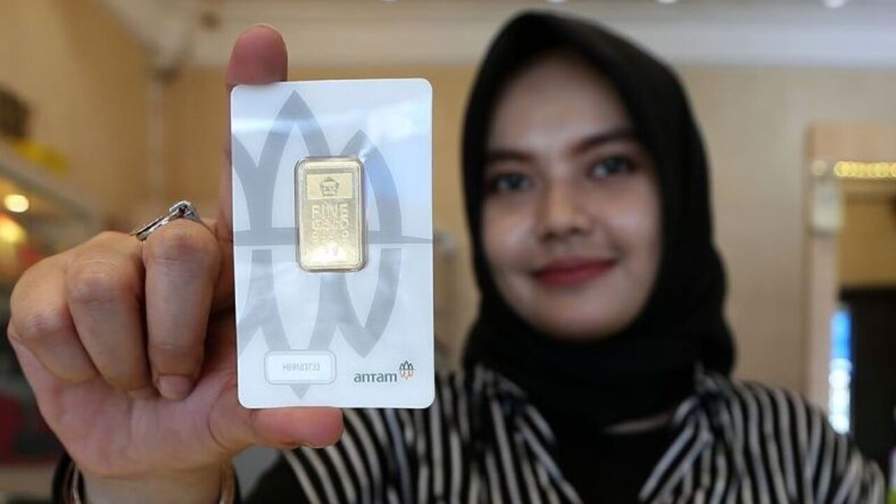 Update Harga Emas Antam 2 Januari 2026: Alami Kenaikan Rp3.000, Kini di Level Rp2,504 Juta per Gram !