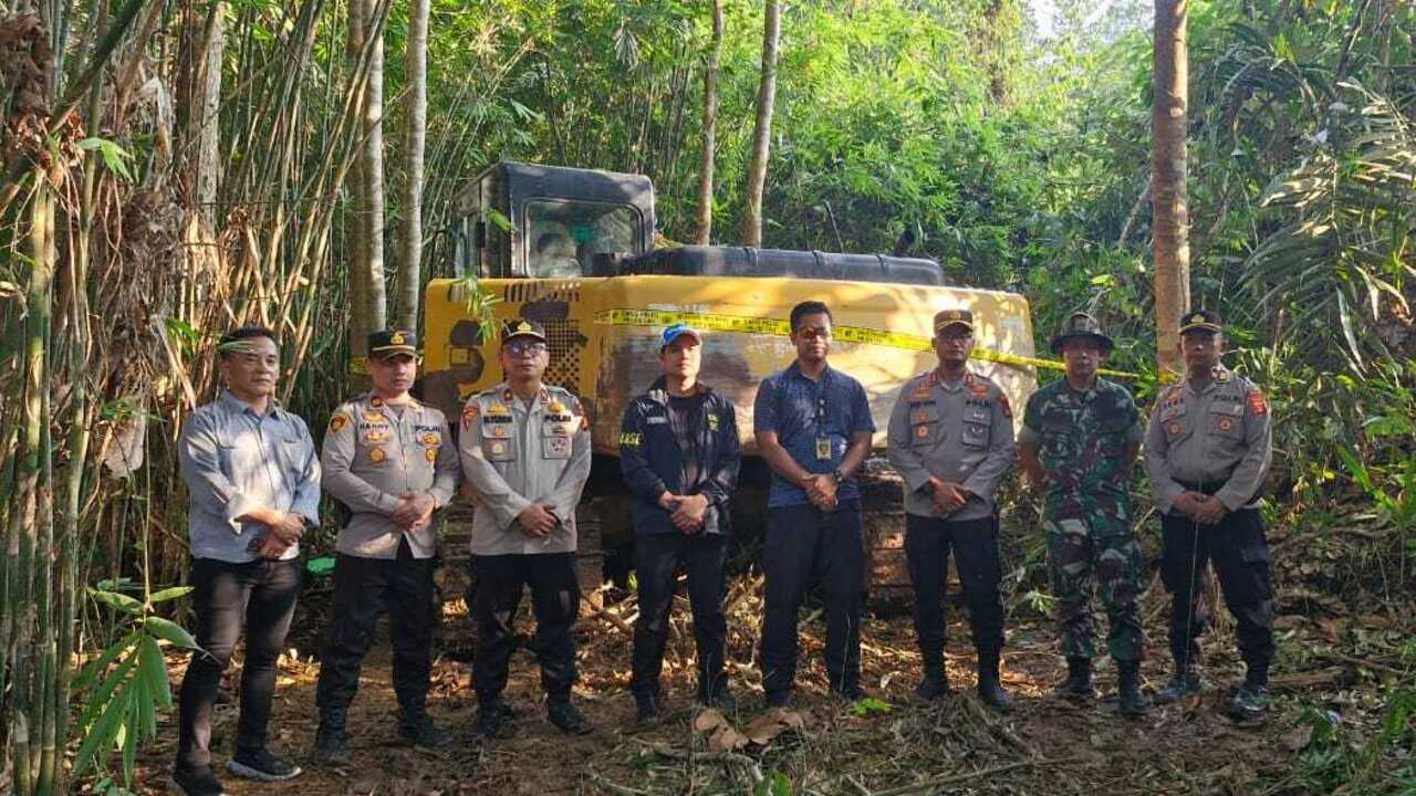 Polres Muratara Sita Excavator Tambang Ilegal di Ulu Rawas, Komitmen Jaga Lingkungan dan Ketertiban