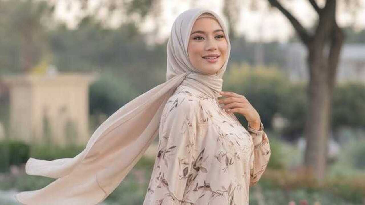 Trend Model Hijab 2025: Inovasi dan Keanggunan dalam Gaya Modest