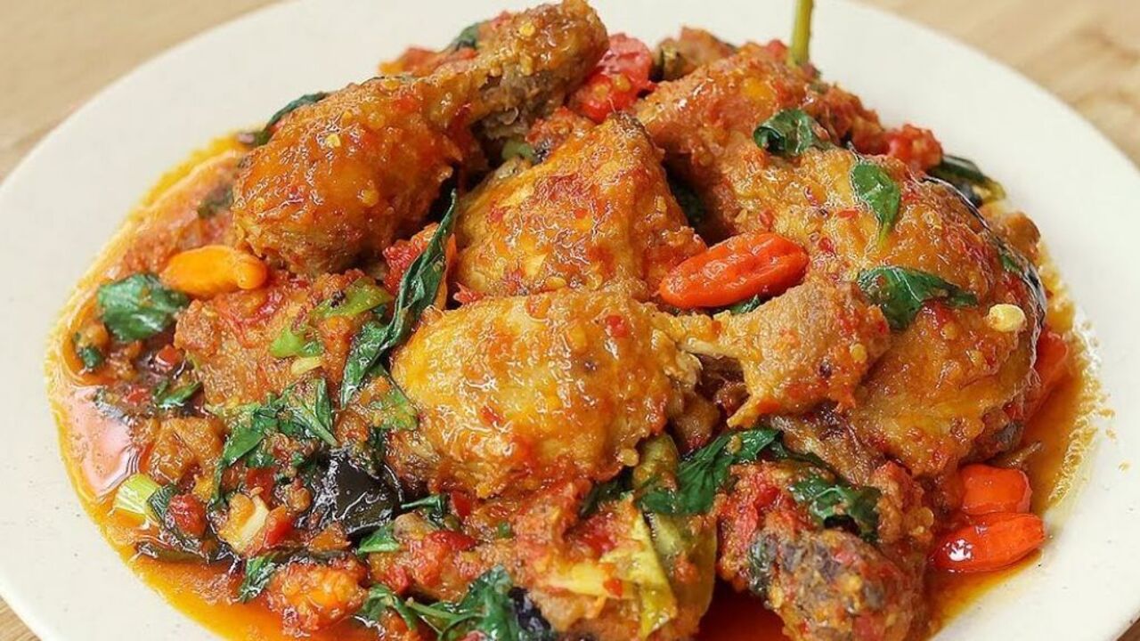 Ayam Rica-Rica, Kuliner Pedas Khas Manado yang Terus Digemari