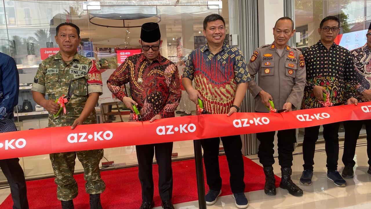 Bupati OKU Resmikan AZKO Baturaja, Hadir Perdana di OKU Raya