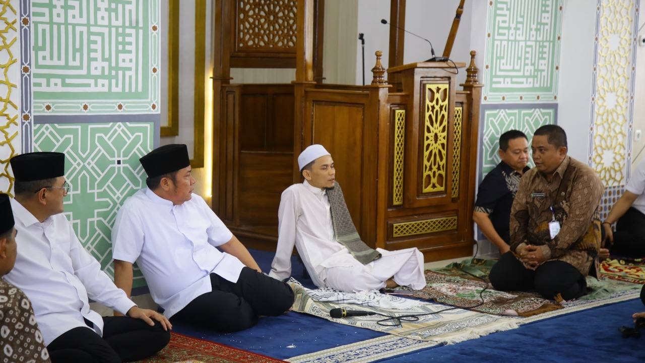 Distribusi Beras Premium untuk ASN dan Honorer, Herman Deru Tegaskan Komitmen Serap Hasil Petani