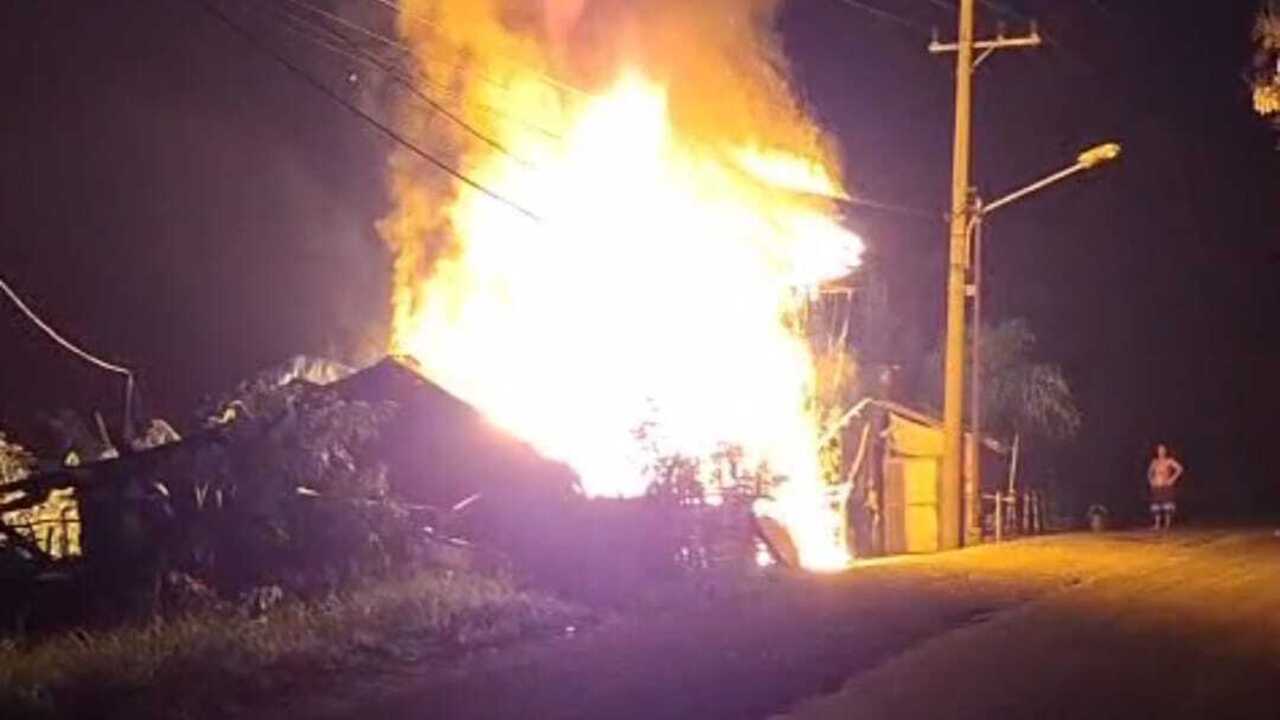 Rumah Pencari Rongsokan di Martapura Ludes Terbakar