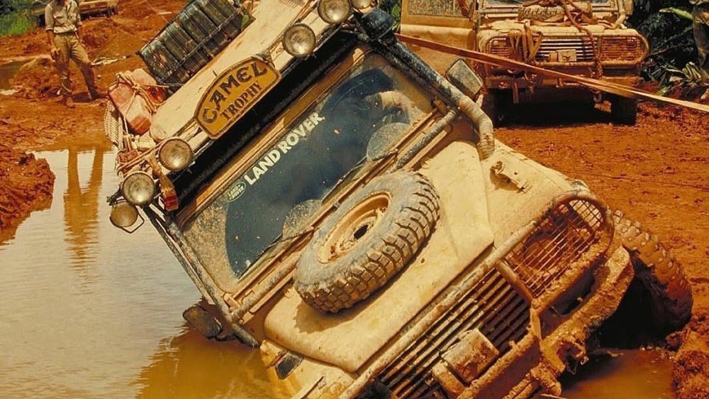 Petualangan Epik Camel Trophy: Jejak Legendaris di Medan Offroad Indonesia