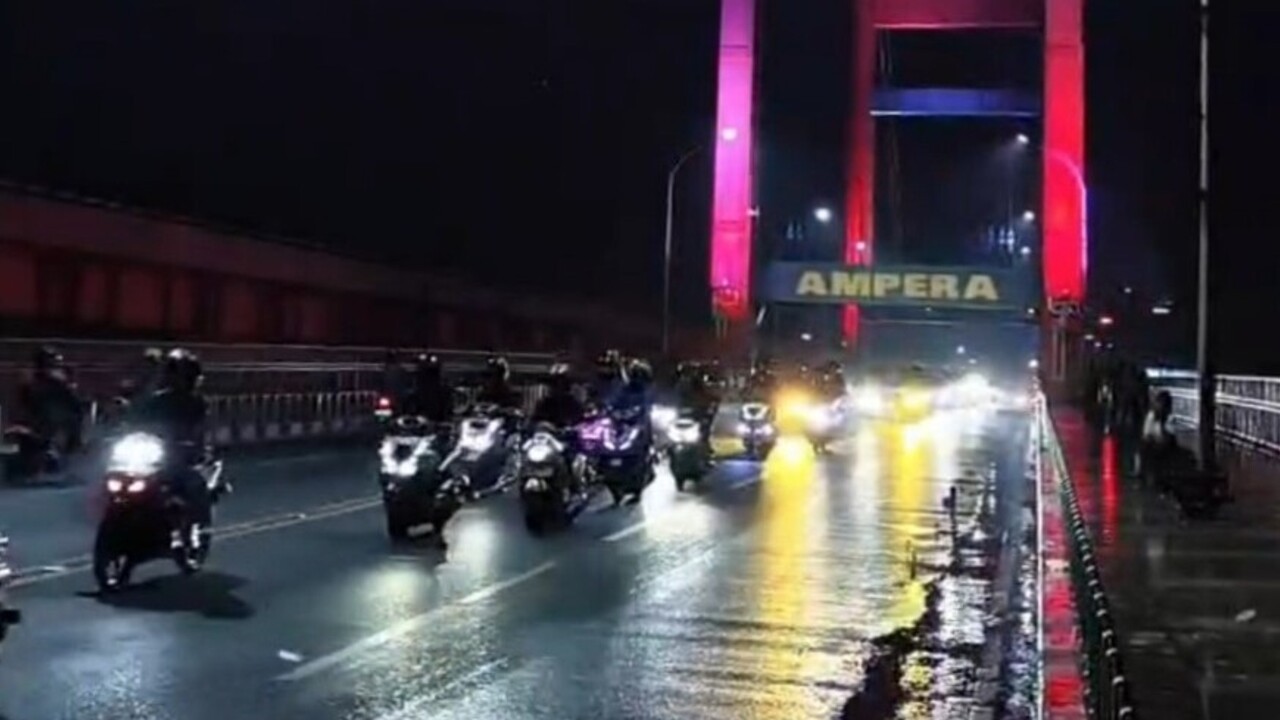 Cek Lampu Kendaraan, Tips Untuk Berkendara Dimalam Hari Bersama Honda