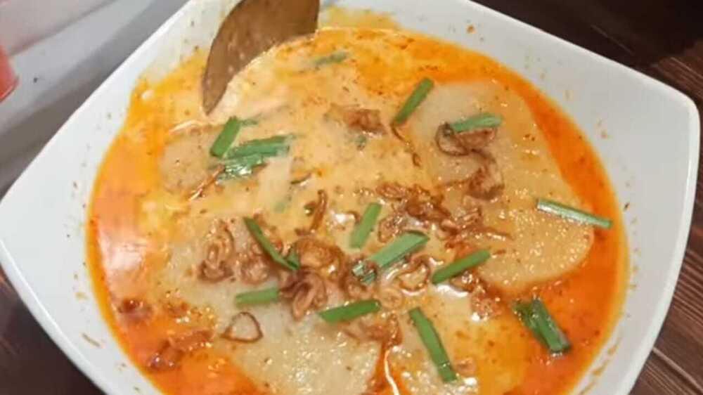 Laksan : Makanan Khas Palembang yang Terbuat dari Sagu dan Ikan, Begini Proses Bikinnya!