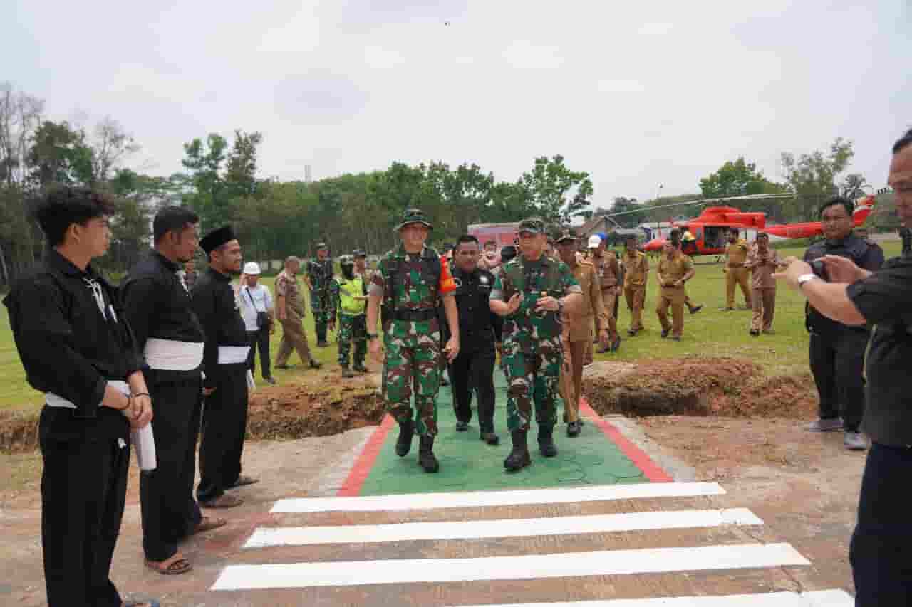 Pangdam ll Sriwijaya Tinjau Sasaran Fisik TMMD Ke- 115 Kodim 0402 OKI