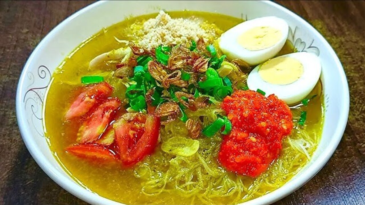 Soto Lamongan, Kuliner Khas Jawa Timur yang Tetap Bertahan di Tengah Arus Modernisasi