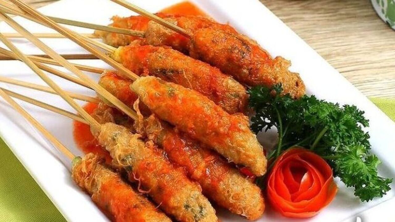 Sempol Ayam Pedas Jadi Jajanan Favorit Baru, Pedagang Kewalahan Layani Pesanan