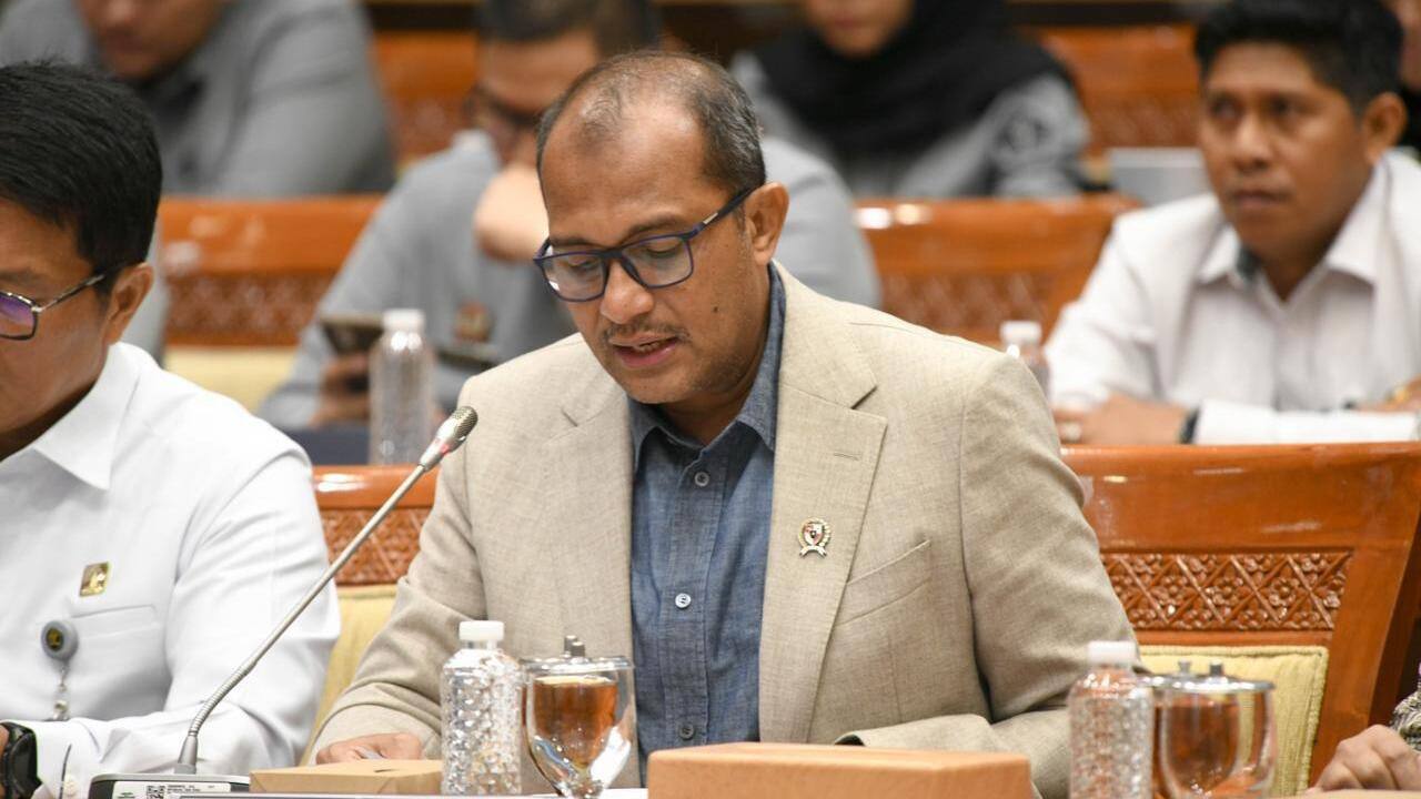 Pemerintah Serahkan DIM RUU KUHAP kepada DPR