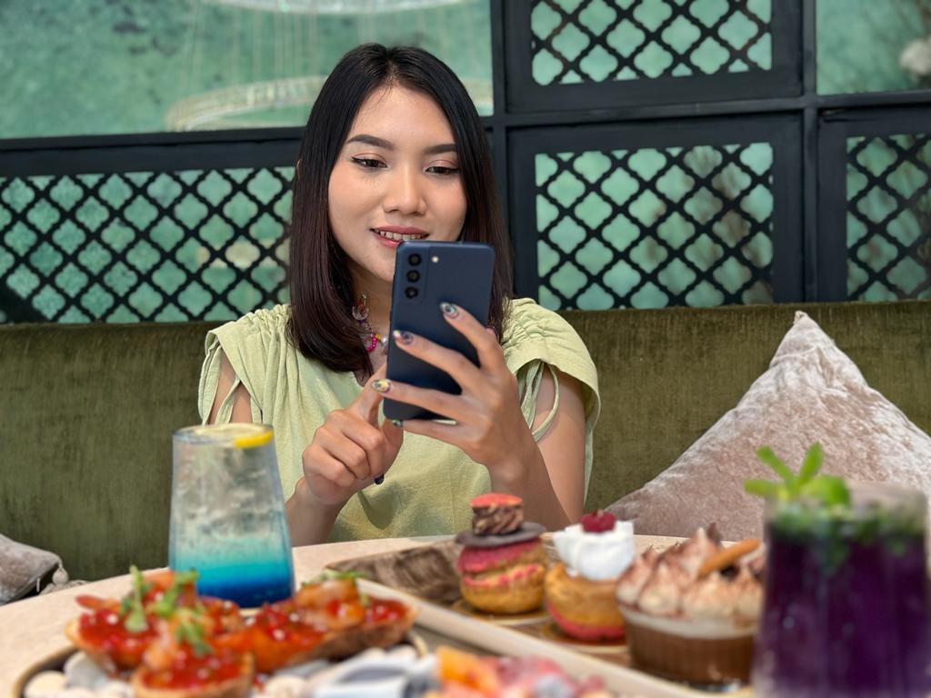 Tips Bikin Konten Food Vlogging Lebih Epic dengan Samsung Galaxy S21 FE 5G