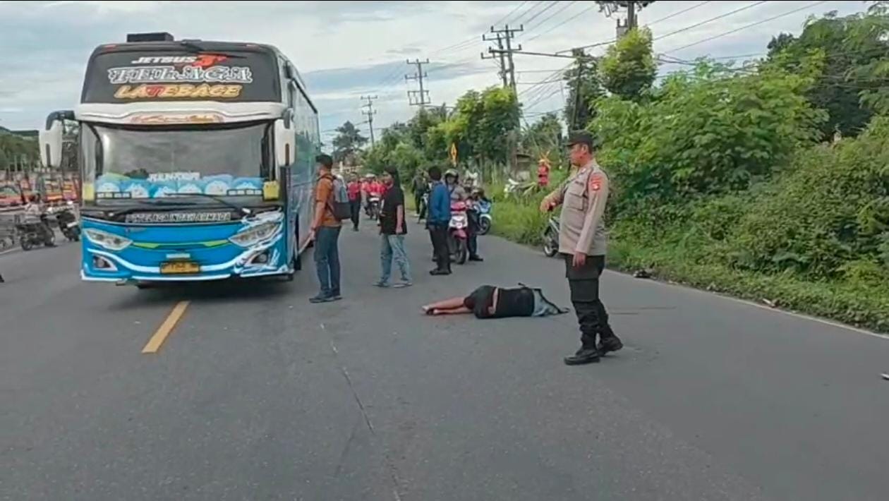 Tragis! Kecelakaan Maut di Depan Pemkot Prabumulih, Pengendara Motor Tewas Terlindas Bus Telaga Indah