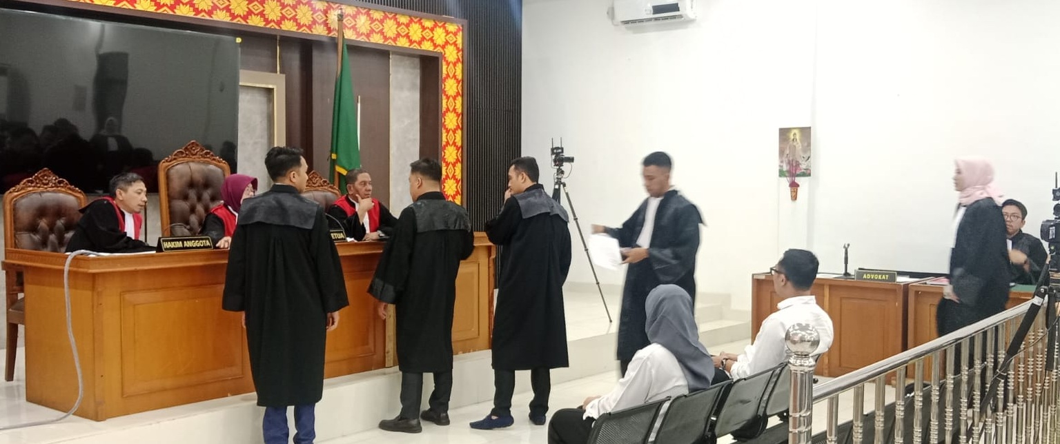 Dugaan Suap WTP Muara Enim, Nama Wenny Lia Dan Bobby Adhityo Rizaldi Masuk Dakwaan Terdakwa Titin Dan Angga