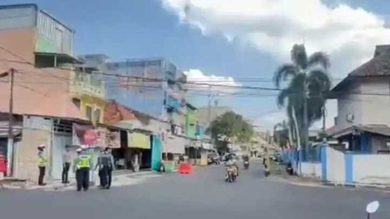 Lalulintas Kendaraan Dua Arah dì Depan Satlantas Polres OKU, Ini Jadwalnya