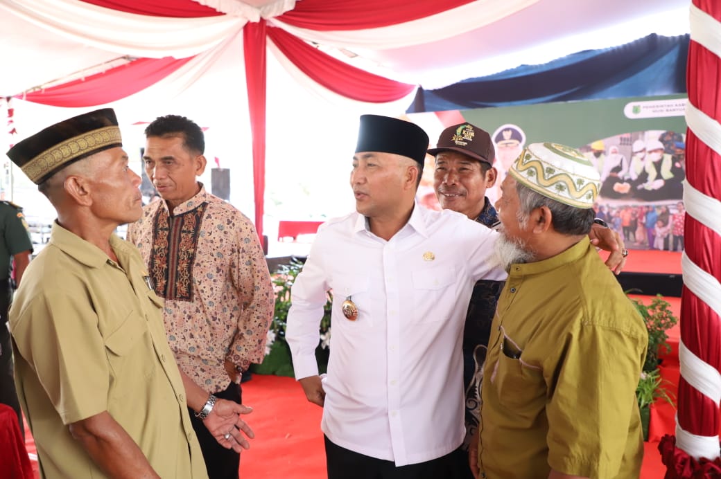 Dengarkan Langsung Keluhan Warga dengan Ngantor di Kecamatan dan Desa