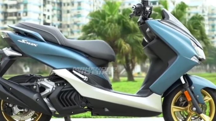 Motormu Sekarang Apa? Yamaha SMax 160 Lah : Skutik Maxi Keluaran Terbaru Baru Warna Blue Sky, Mesin 160 cc