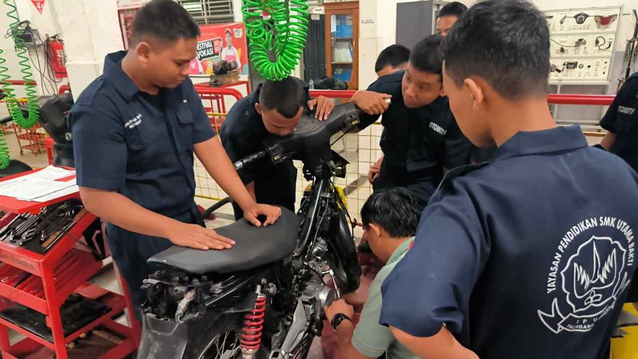 Gamifikasi SMK Bersama AHASS Dorong Semangat Belajar 193 Siswa TSM di Sumatera Selatan