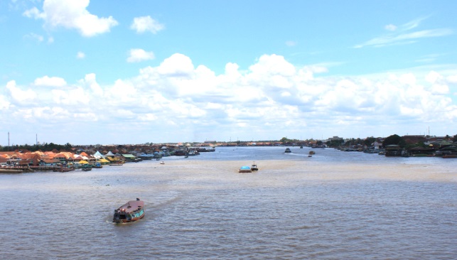 BREAKING NEWS : Kapal Ketek Tenggelam di Sungai Musi, 2 Tewas, 3 Selamat, 1 Hilang