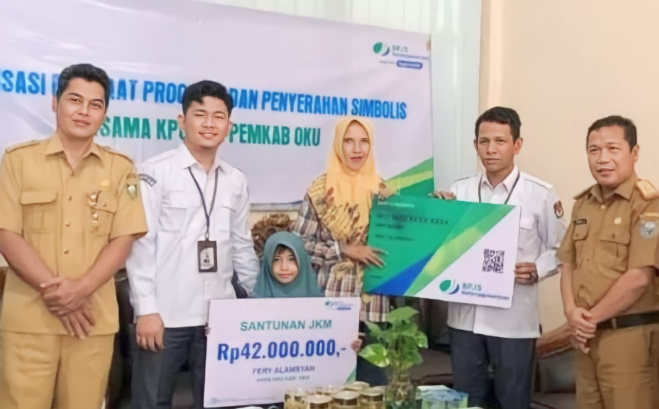 Pemkab OKU Beri Santunan Untuk Anggota KPPS Meninggal Dunia