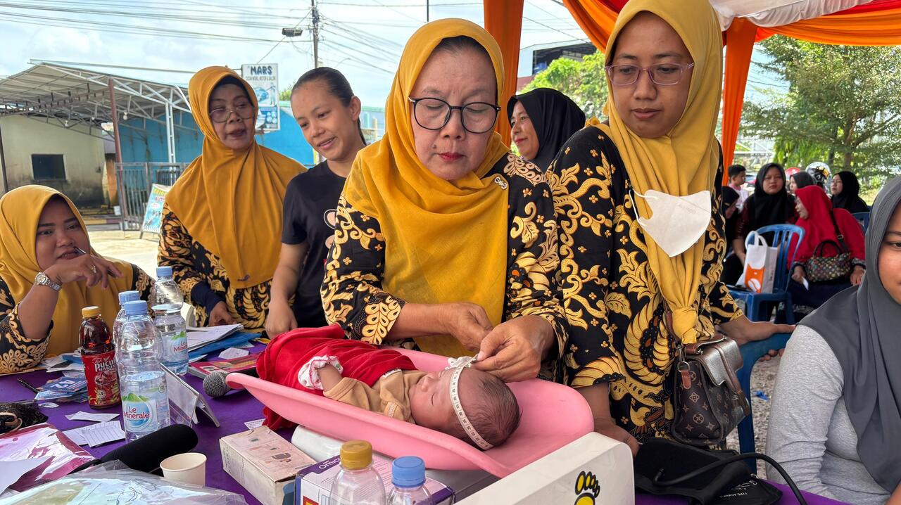 Alfamart dan Darya-Varia Perkuat Pencegahan Stunting lewat Program Sahabat Posyandu di 28 Kota