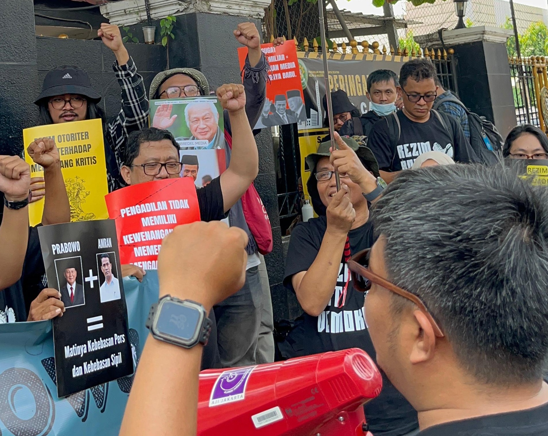 AJI dan KMS Gelar Aksi Solidaritas Dukung Tempo, Lawan Gugatan Rp200 Miliar Menteri Amran Sulaiman