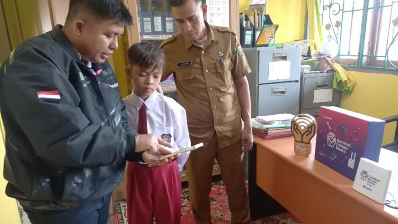 XLSMART Perkuat Layanan Data di Riau Siap Dukung Kesuksesan Festival Pacu Jalur 2025 di Kuansing