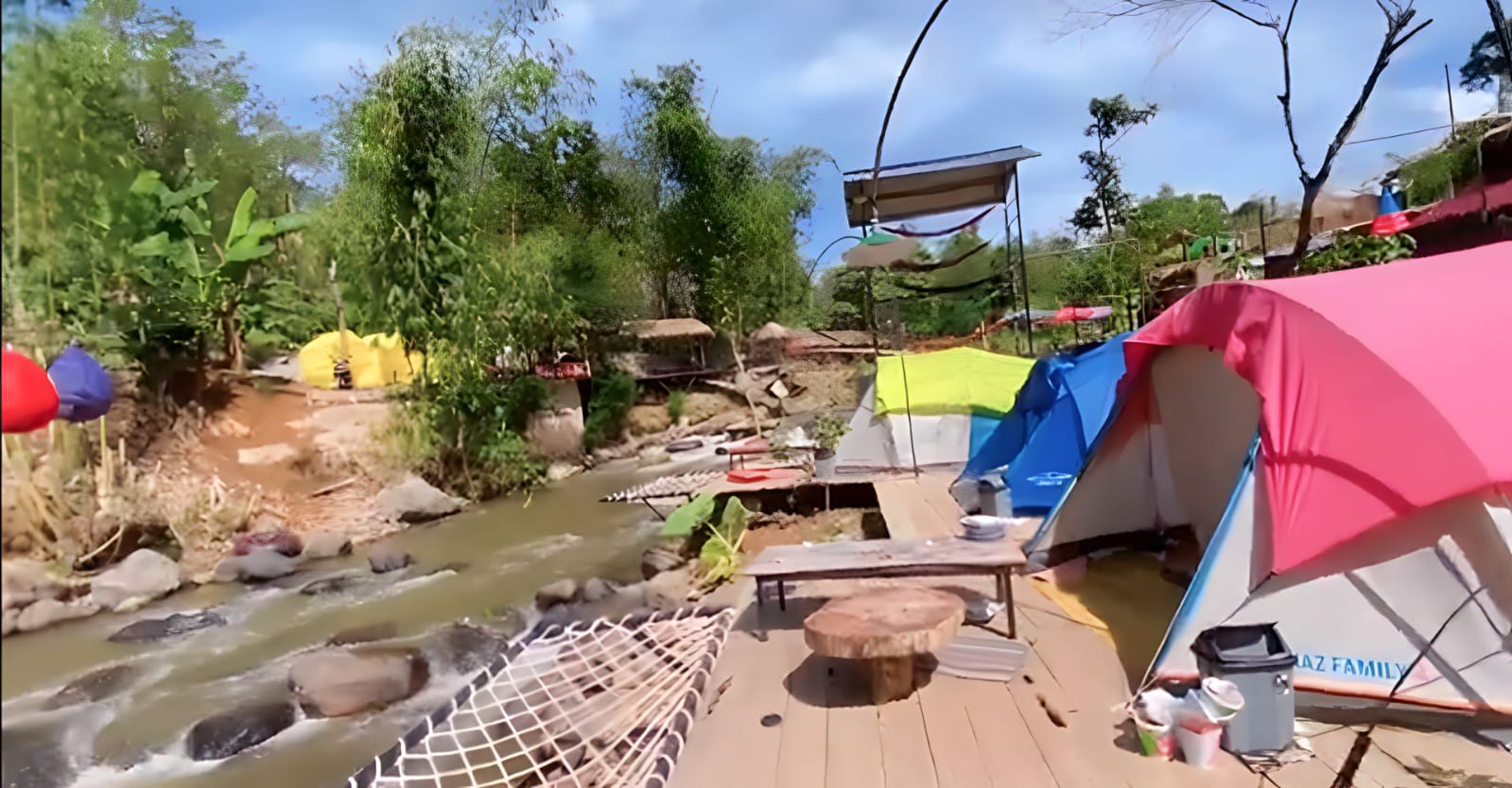 Riverside Dusun Camp Outdoor Glamping Pagaralam, Ini Rekomendasi Camping di Pinggir Sungai Buat Kamu!