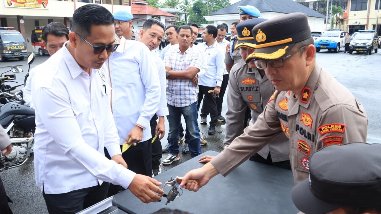 Wakapolres Lubuklinggau Cek Senpi dan Kendaraan Dinas, Pastikan Siap Digunakan di Lapangan