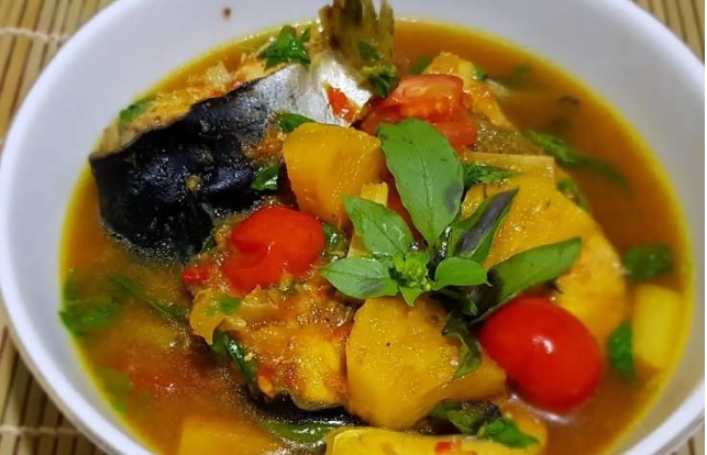 Jelajahi Kuliner Palembang: Resep Simpel Pindang Ikan Patin yang Menggoyang Lidah