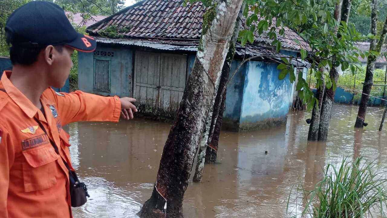 27 Rumah Terendam Banjir