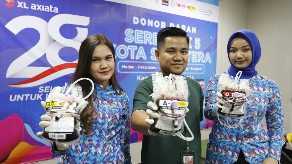 Karyawan XL Axiata Gelar Donor Darah Serentak di Lima Kota Sumatera untuk Anak Penderita Kanker