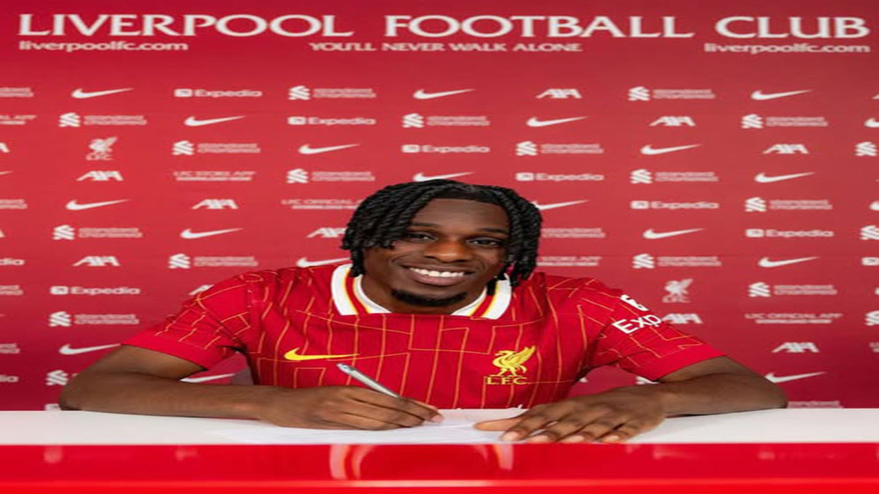 Liverpool Rekrut Frimpong dari Leverkusen