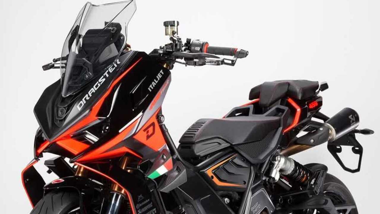 Italjet Dragster 459 Twin 2026: Skuter Paling Sangar dengan Transmisi SmartShift! 