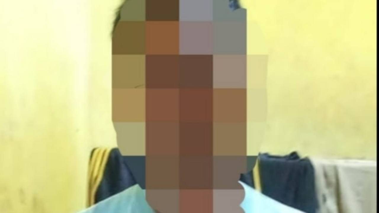 Curi 9 Batang Pipa Besi Pertamina
