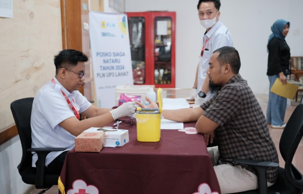 PLN UID S2JB Gelar Donor Darah Massal Peringati Hari Kanker Sedunia dan Bulan K3 Nasional 2025