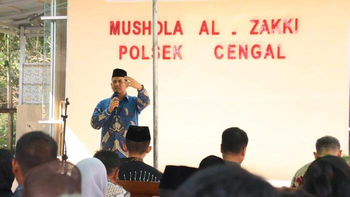 AKBP Dili Yanto Resmikan Mushola Al-Zakki Polsek Cengal