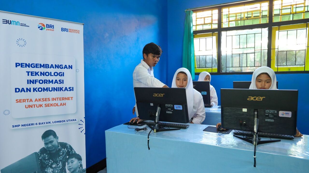 Turut Bangun Pondasi SDM Unggul, BRI Perkuat Pendidikan di Daerah 3T dengan Teknologi